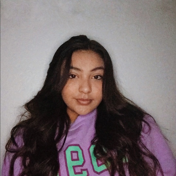 Meet your Posher, Tatianna - Picture 1 of 1